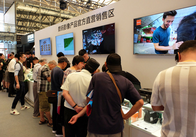 數(shù)碼影像新時(shí)代 索尼展臺(tái)引領(lǐng)數(shù)碼產(chǎn)品消費(fèi)新風(fēng)向